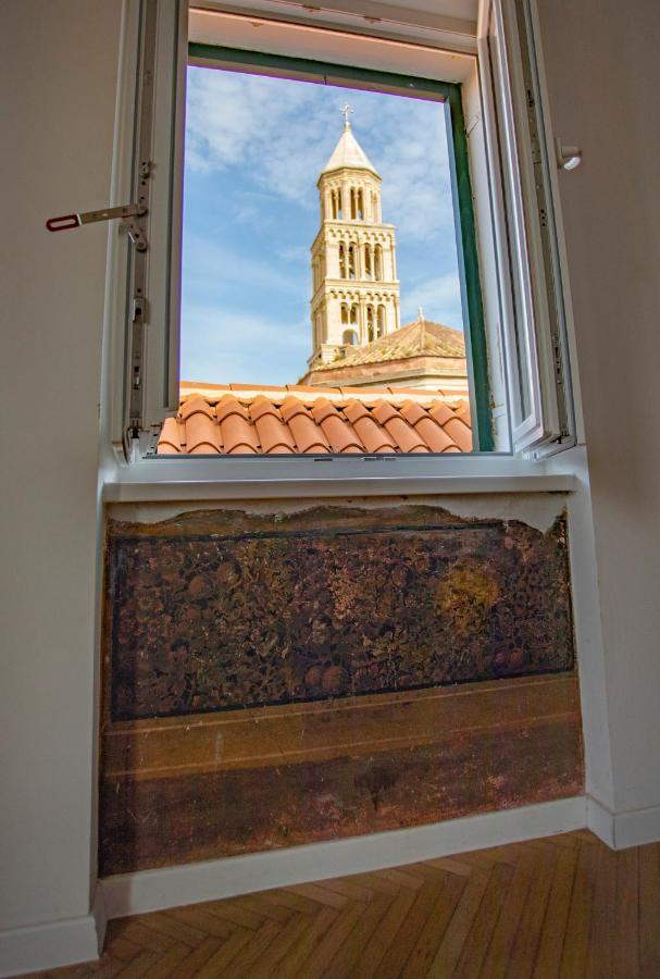 The Heart Of Palace Apartment Split Exterior photo