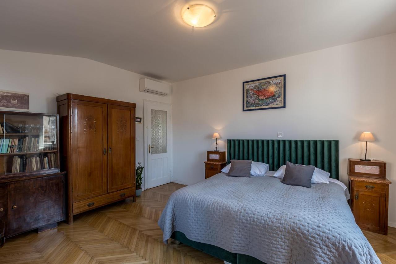 The Heart Of Palace Apartment Split Exterior photo
